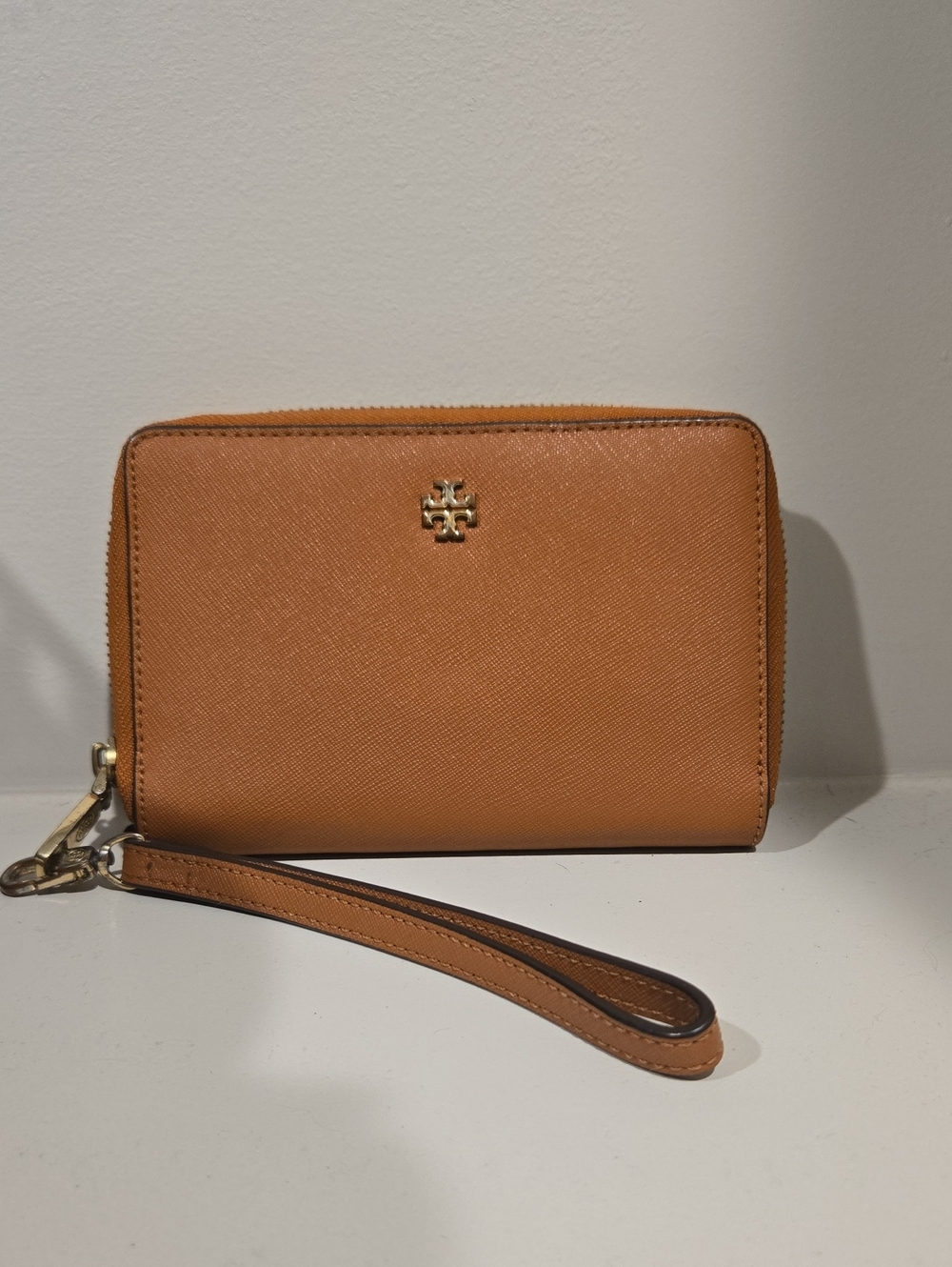 Tory Burch Caramel Tan Saffiano Leather Wristlet